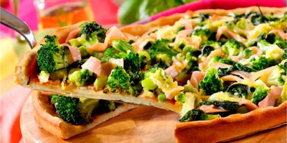Światowy Dzień Pizzy w Twojej kuchni z marką WINIARY! Zdrowie, LIFESTYLE - Pizza to potrawa, której nikomu nie trzeba przedstawiać, ani nie trzeba nikogo do niej zachęcać. Nie każdy jednak wie, że 9 lutego obchodzimy Światowy Dzień Pizzy. Z tej okazji marka WINIARY zachęca do przygotowania bliskim prawdziwej włoskiej uczty.