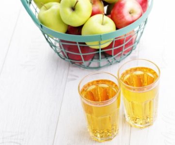Spożywanie jabłek może pomóc redukować zagrożenie otyłością u dzieci.