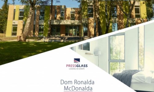 Dom Ronalda McDonalda z szybami PRESS GLASS