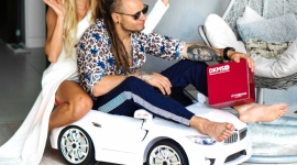 Influencerzy angażują się w walkę z nowotworami krwi Zdrowie, LIFESTYLE - W ostatnim tygodniu w social mediach pojawił się nowy hasztag: #Pobrani. To akcja Fundacji DKMS z influencerami, której celem jest promocja idei dawstwa komórek macierzystych z krwi i szpiku. W przedsięwzięcie zaangażowali się m.in. Cyber Marian, Fit Lovers, Pani Swojego Czasu.