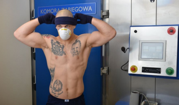 Kriokomora i masaż, czyli zabiegi rehabilitacyjne dla współczesnych mężczyzn Zdrowie, LIFESTYLE - Czym jest kriokomora i dlaczego warto z niej korzystać?