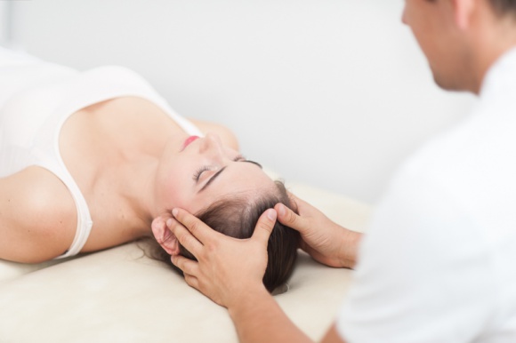 Uwalniająca terapia cranio-sacralna Zdrowie, LIFESTYLE - Terapia cranio-sakralna, zwana też czaszkowo-krzyżową jest w Polsce ciągle mało znana.