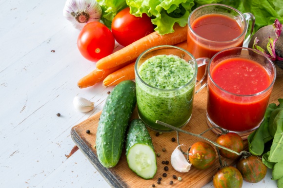 Supermoce żywności. Top 5 produktów polecanych przez dietetyków Zdrowie, LIFESTYLE - Superfoods działają profilaktycznie i wspomagająco w dietoterapiach. Wiele popularnych produktów spożywczych pomaga zapobiegać różnym schorzeniom i wspomaga ich leczenie. Oto superwłaściwości czosnku, żurawiny, soczewicy, cynamonu i brokułów.