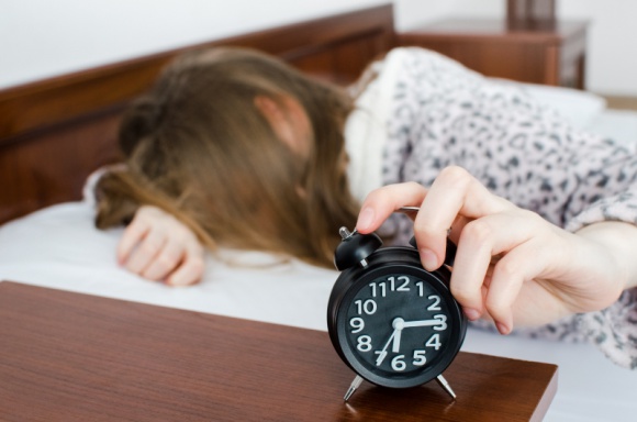 Czujesz się niewyspany? Znajdź przyczynę! Zdrowie, LIFESTYLE - Sen stanowi jeden z podstawowych stanów czynnościowych naszego ośrodka nerwowego i jest niezbędny w procesie regeneracji organizmu oraz podtrzymywania funkcji życiowych.