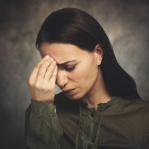 Pacjenci cierpiący na migrenę przewlekłą apelują o refundację
